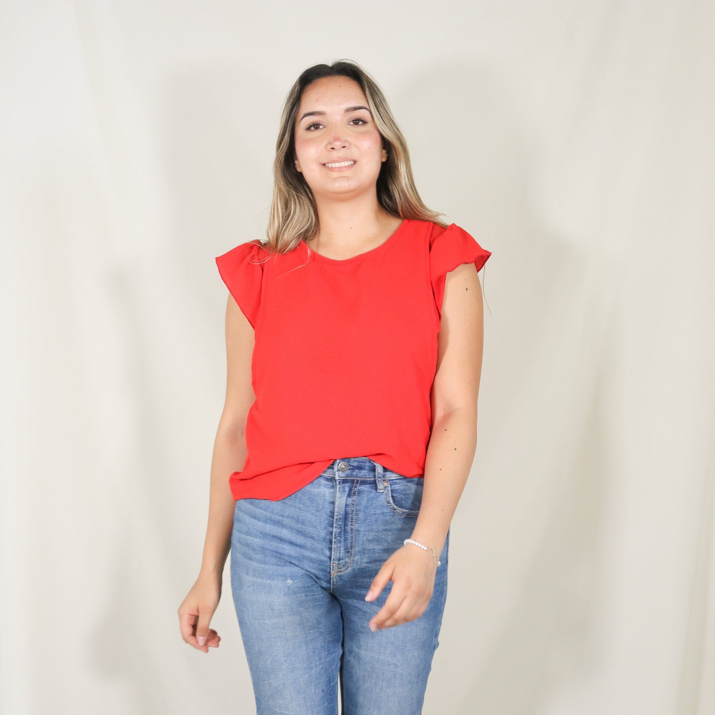 Blusa de lactancia, Andy roja M