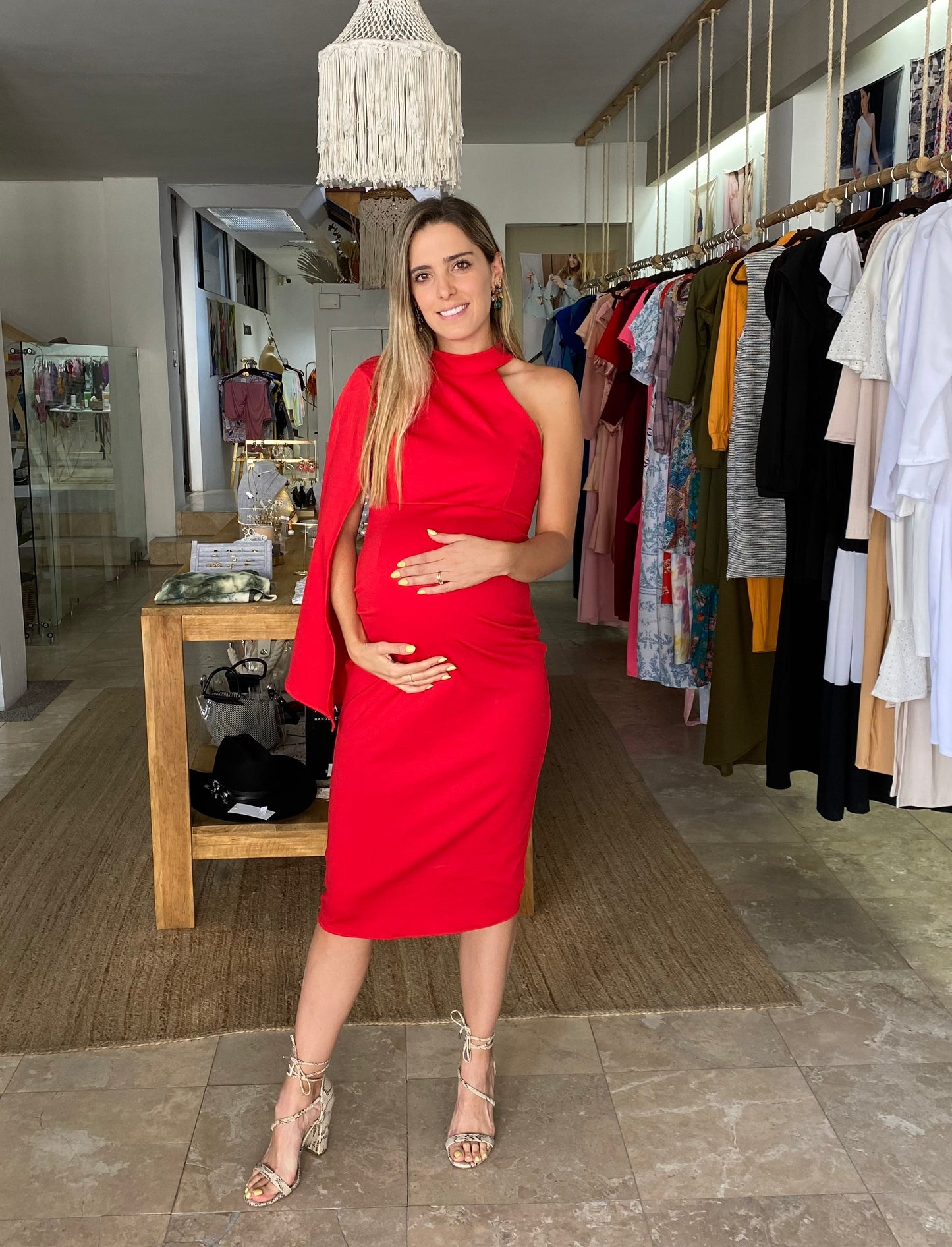 Vestido de maternidad Carola, rojo corto