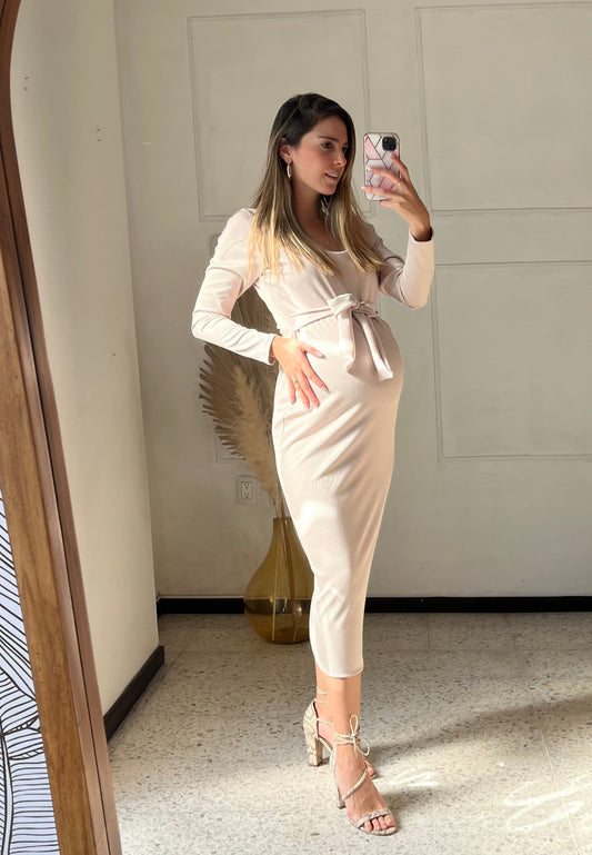 Vestido de maternidad, Olivia beige con moño y mangas