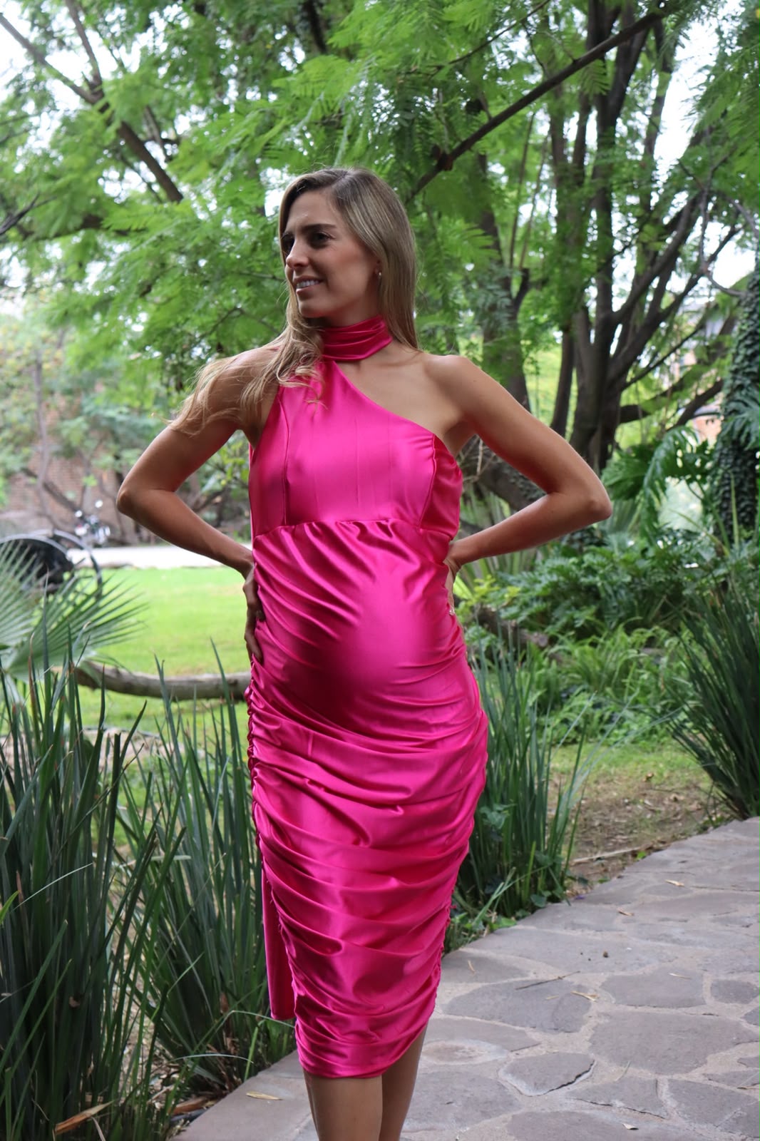 Vestido de maternidad, Liza rosa barbie brilloso